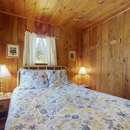 Pine Cone Cottage Joseph Екстериор снимка