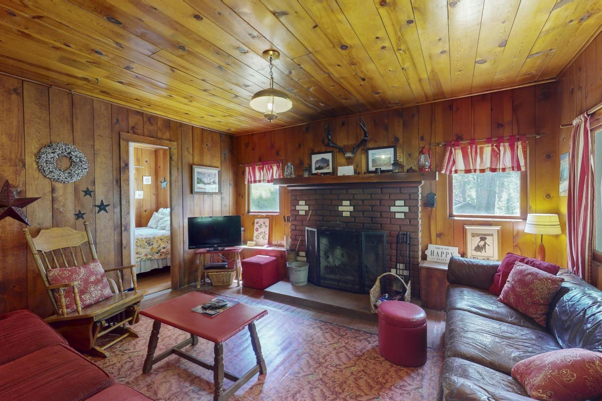 Pine Cone Cottage Joseph Екстериор снимка